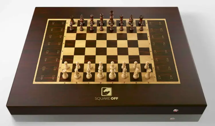SqaureOff Chess Set