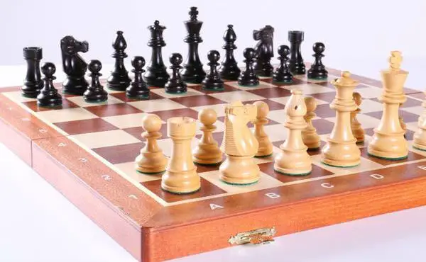 18.5" Folding Tournament Chess Set - 3.5" Black & Boxwood