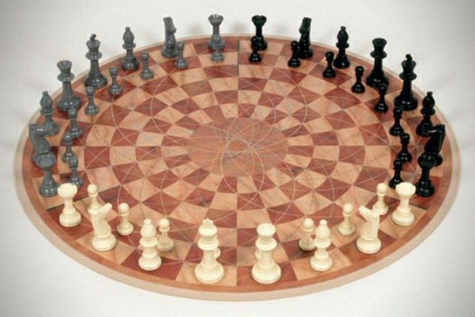 3 Man Chess Set