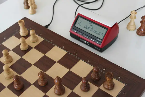 DGT Electronic Chess Board With DGT PI Chess Clock