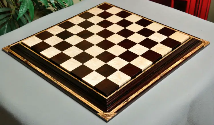 Signature Contemporary Chess Board – African Palisander / Bird's Eye Maple