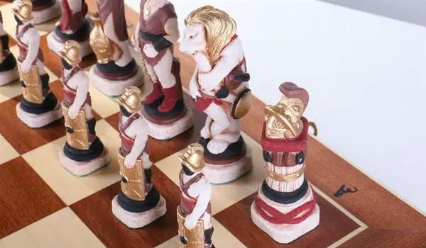 The Spartakus Chess Set