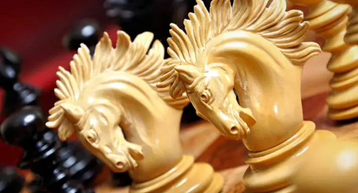 The Savano Series Artisan Chess Pieces – 4.4″ King